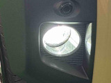 LEDフォグランプ LEDの明るい光が霧の発生や悪天候時に視界確保をサポートします!