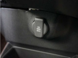 ◆12V電源ソケット◆スマートフォンの充電等にも便利な電源ソケット!使いやすい場所に装備されています。
