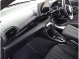 見通しのよいすっきりとした視界で、誰でも運転しやすいです。運転のしやすさは疲れにくさにも繋がりますよ♪
