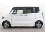 当社の優秀なスタッフがしっかり点検整備をさせていただいてからご納車いたします!さらに!ワイパーゴム、エレメント、エアクリーナーを新品交換させて頂いています!