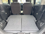 積載性が広がるシートアレンジ。倒し方や可動域、荷室の広がりが分かり、使い道を想像できます。