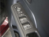 ◆パワーウィンドウスイッチ◆運転席から全席の窓の開閉操作を行うことが出来いつでも換気ができます!