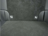 ◆ISOFIX◆シートベルトいらずでチャイルドシートと固定金具を連結するだけでガッチリ固定できます。
