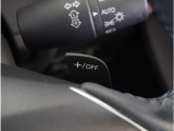 【ステアリングシフトスイッチ】ハンドルから手を離さずに素早くシフトアップ&ダウンができます。お近くの広島マツダまでお越しください。