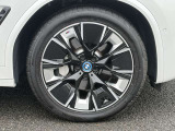 左前フロント 245/45R20