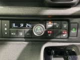 フロント両席にはシートヒーターが付いています!寒い日に便利な装備ですね。