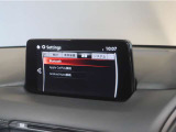 スマートフォン連携機能とBluetoothで携帯を接続し音楽などを流すことができます!!