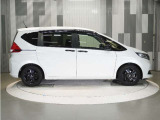 車両本体価格以外に必要な諸費用を含めたお支払総額を表示しています。車両本体価格は安いけれど諸費用が高い!!なんてことにならないよう購入に必要な金額=総額をご確認ください。