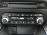 エアコンはオートエアコンです☆快適な空間で運転していただけます☆