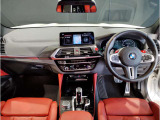 ☆センターパネルを運転席側に僅かに傾けたBMW独特のインパネ☆【駆け抜ける歓び】はここからもスタートしております☆