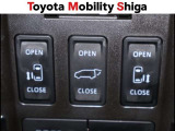 両側パワ-スライドドアの開閉はル-フパネルのスイッチで簡単操作が可能です!