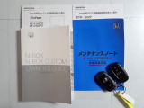 アルミホイールは安心のホンダ純正!車のデザインにもマッチしています。