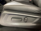 電動シートなので、お好みのシートポジションへの移動もスムーズに行えます。