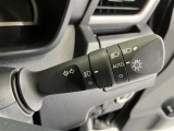 暗くなったら自動でヘッドライトの点灯をサポートしてくれます!任意での操作も可能!