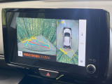 【パノラミックビューモニター】専用のカメラにより、上から見下ろしたような視点で360度クルマの周囲を確認することができます☆死角部分も確認しやすく、狭い場所での切り返しや駐車もスムーズに行えます。