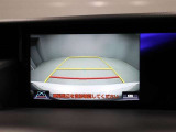 バックモニター装着車は後退時の強い味方です♪車庫入れや縦列駐車の際、後退操作の参考になるガイドラインをナビ画面に表示します。