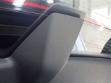 あおり運転にも効果的なリヤカメラも装備