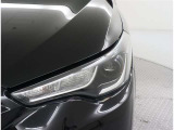 LEDヘッドライトです。デザイン性がよくとても明るいので、夜間の走行や悪天候でも安心です。しかも長寿命!