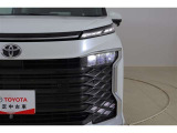 LEDヘッドライトがついています。ハロゲンランプより約2倍明るいので夜間走行も安心ですよ☆