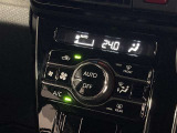 オートエアコンで細かい温度調節ができます。車内をいつでも快適空間にしてくれます。
