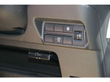 ETC車載器はボックス内にスッキリと収まっています。