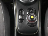 グループ会社ではアウディ、フォルクスワーゲン、BMW、MINI、の正規ディーラーを営んでおります。