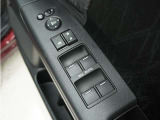 ◆パワーウィンドウスイッチ◆運転席から全席の窓の開閉操作を行うことが出来いつでも換気ができます!