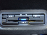■【ETC車載器】が装備されています。セットアップをしてお渡しとなり、ETCカードを差し込むだけで高速道路の利用が可能です。