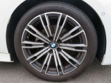 ◆ローンリース等ファイナンス商品、BMW専用自動車保険、BMWカード、コーティング、板金塗装、ドライブレコーダーなど社外品の取扱もございます。お車に関することは全てバルコムにお任せ下さい◆