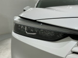 LEDヘッドライトは、点灯の瞬間から最大光量を発揮し、突然暗くなるトンネルなどでの安定感を高めます。