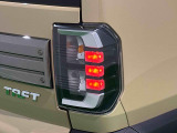 視認性と個性を演出するリヤコンビネーションランプ(LEDストップランプ)
