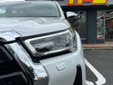 暗い道でも明るいライトでサクサク運転できますよ!