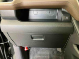 新車・中古車の販売だけでなく、メンテナンス(点検、車検、修理)、部品販売、レンタリース、JAF取扱い、損保(自動車保険) 各種保険代理店保険の加入などお車に関することに対応しております。