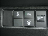 ◆障害物センサー◆車庫入れの時などに近くに障害物がある場合、障害物までの距離を音で知らせてくれます。