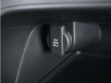 スマートフォンの充電等にも便利な電源ソケット!使いやすい場所に装備されています。