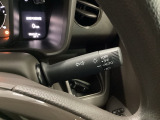 【オートライト(AUTO)】外の明るさをシステムが感知して、自動でヘッドライトが点灯します!ヘッドライトをつけ忘れを防ぐ便利機能です