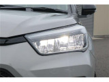 LEDヘッドライトで暗い夜道も明るく照らしてくれます!