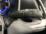車外の明るさによって自動で点灯・消灯するオートライト
