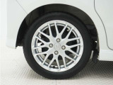 ◆純正アルミホイール装着車◆これで足元まわりも、おしゃれにきまります!
