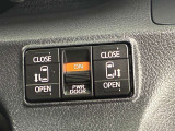 運転席からも操作ができる両側パワースライドドアです。ご家族の乗り降りがより便利になる、みんなが嬉しい装備です。