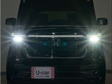 LEDヘッドライト(オートハイビーム機能付)が搭載されており、遠くまで明るく均一に照らし、高速道路等での安心感が向上しております。