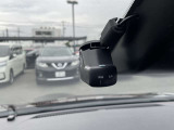 映像と音声でバッチリ記録を残すフロントドライブレコーダーです。