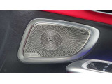 オーディオ専門メーカー、ブルメスター社と共同開発。高精細なナチュラルサウンドが楽しめます。