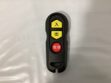 リモコン操作もできますので、力強く安定した作動で車いすの乗り入れをサポートします。