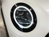 BMWのオートライトは積極的にライトをつけることにより、自車の存在を周囲に向けアピールいたします。それは安全性への配慮でもあります。