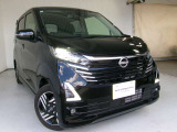 日産ディーラーの自動車保険にご加入いただくと付いてくる日産オリジナルサービスもご用意しております。アクシデント時の駆けつけやレッカー移動サービスなど・・・いざという時に頼りになります。