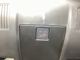 車とマツダがネットワークでつながり、24時間365日様々な場面でお客様のカーライフをサポートするサービスです。事故や急病などのもしもの際はオペレーターとつながり迅速に対応します!