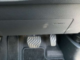 運転席二ーエアバッグです。