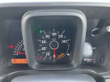 視認性の良いメーターで、運転も快適です!