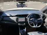 運転席まわりです。細かいオプションなど、気になるところがあればお気軽にメールやお電話等でお問合せください。